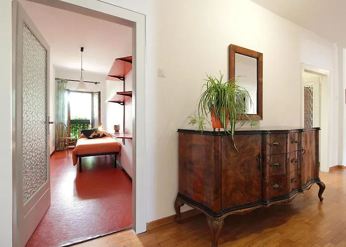 Casa Ines, فيلتري